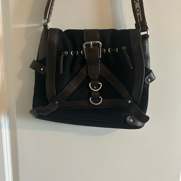 Oxone Paris Crossbody Bag - Picture 2 of 10